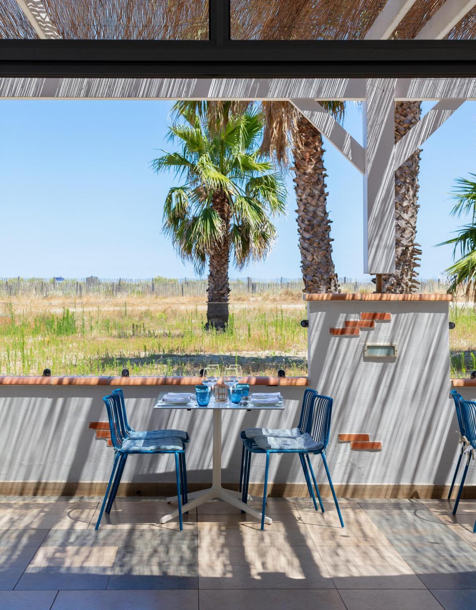 Les Bulles De Mer - Hotel & Spa Sur La Plage Saint-Cyprien  Exterior photo