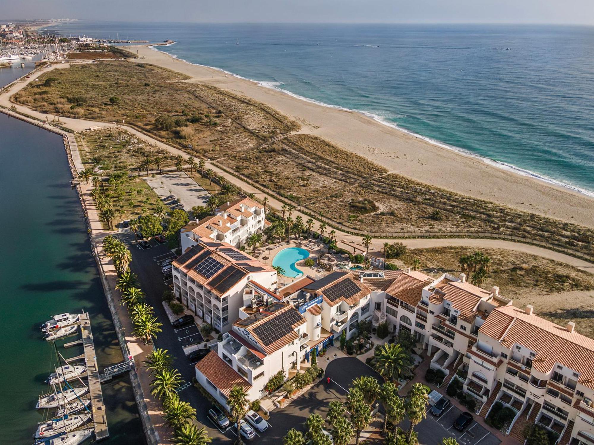 Les Bulles De Mer - Hotel & Spa Sur La Plage Saint-Cyprien  Exterior photo