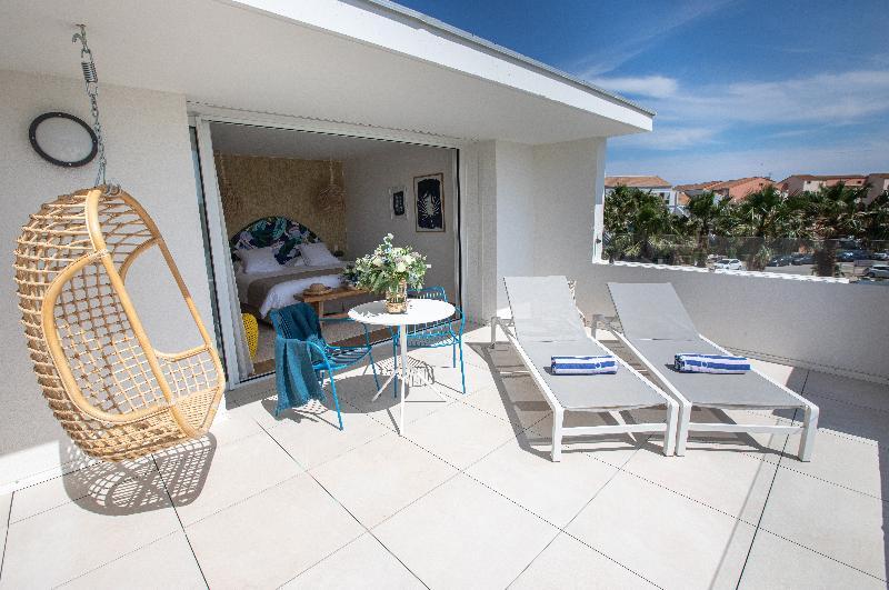 Les Bulles De Mer - Hotel & Spa Sur La Plage Saint-Cyprien  Exterior photo